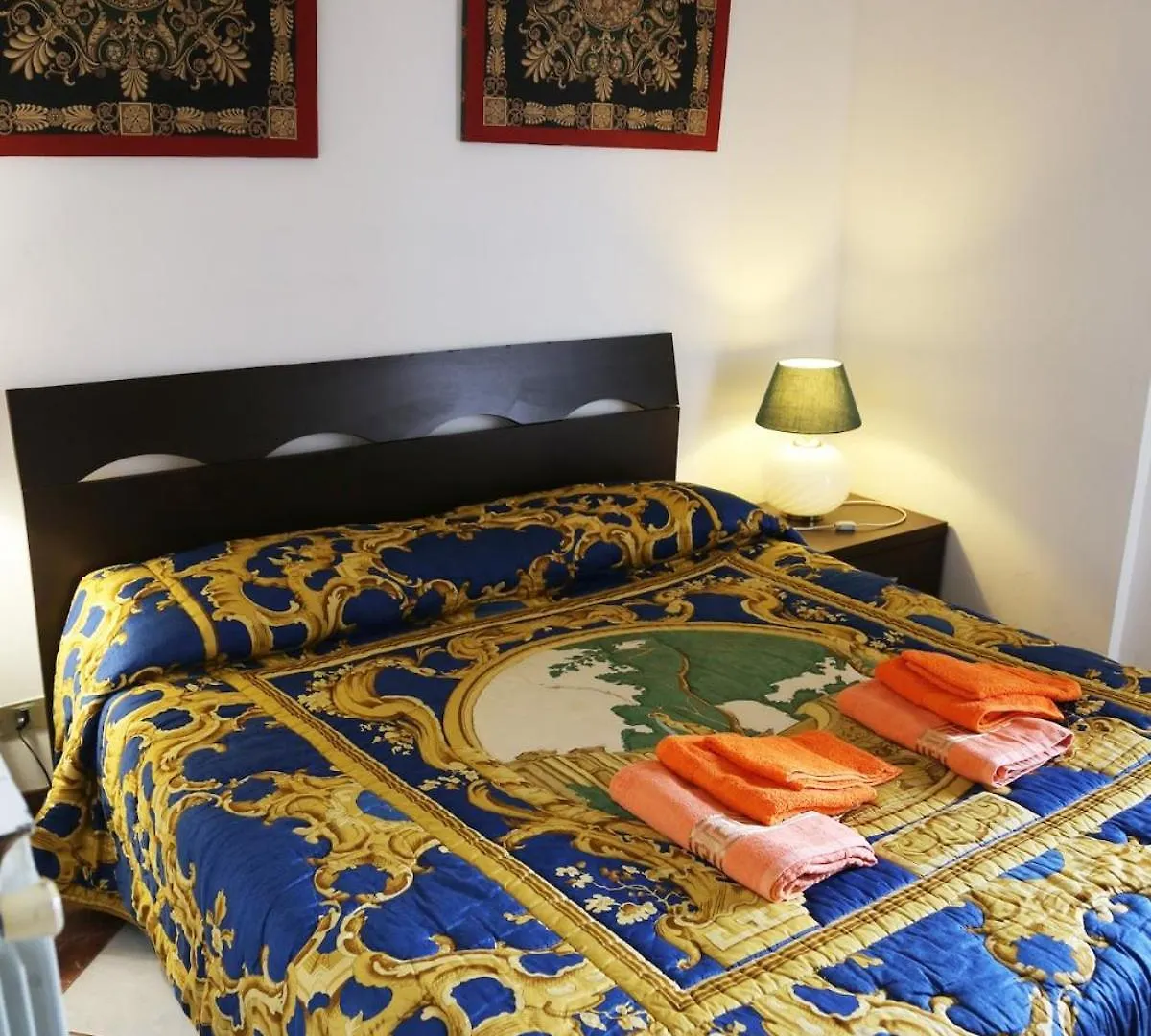 Home Venice location